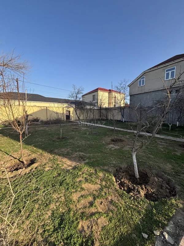 Satılır 4 otaqlı həyət evi 150 m²