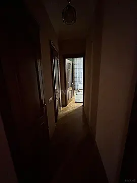 Kirayə verilir 2 otaqlı mənzil 110 m²