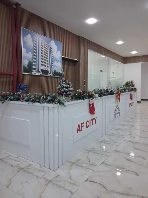 Satılır 4 otaqlı mənzil 200 m²