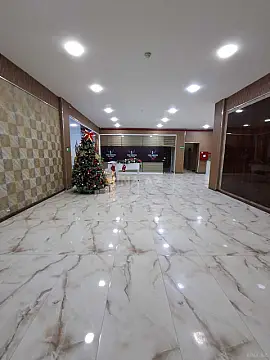 Satılır 4 otaqlı mənzil 200 m²