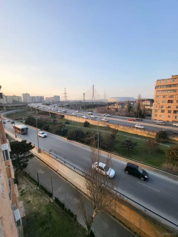 Satılır 3 otaqlı mənzil 90 m²