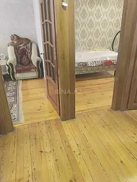 Satılır 4 otaqlı mənzil 100 m²