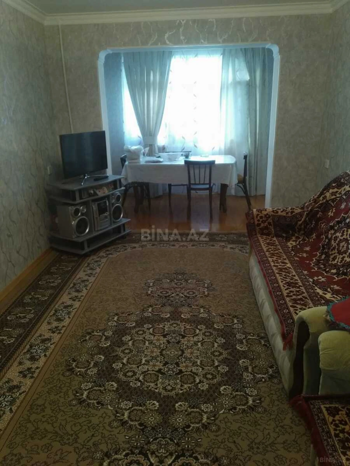 Satılır 4 otaqlı mənzil 100 m²