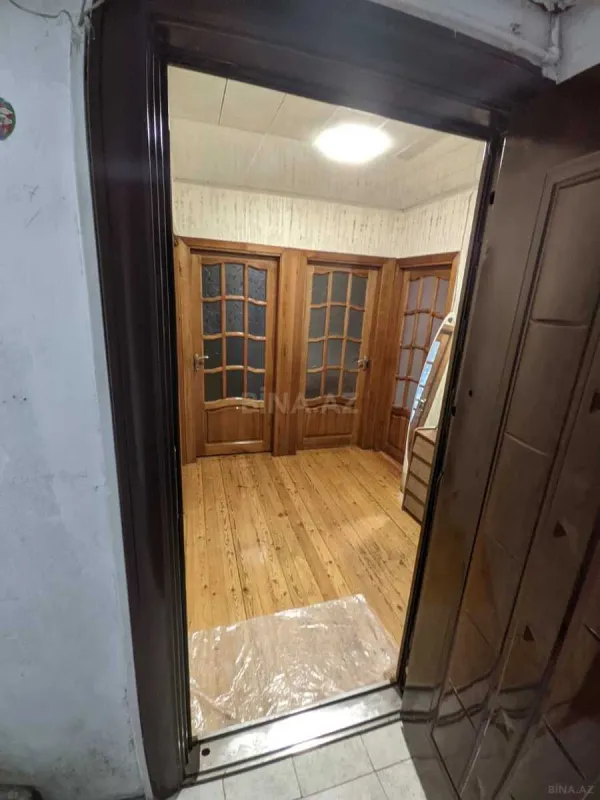 Satılır 4 otaqlı mənzil 100 m²