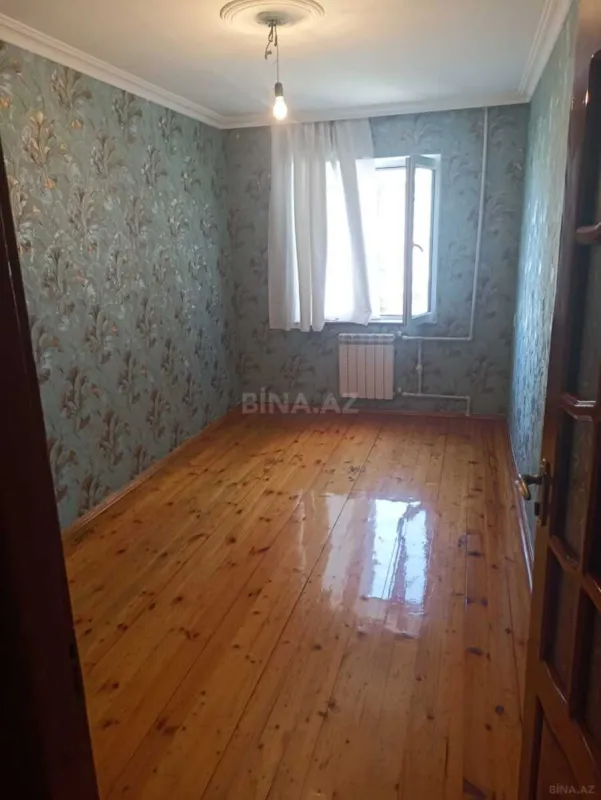 Satılır 4 otaqlı mənzil 100 m²