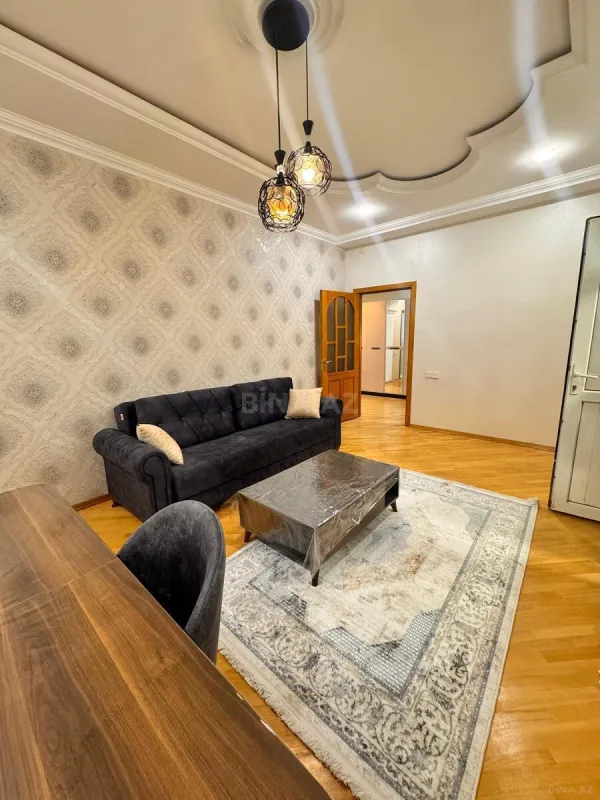 Kirayə verilir 3 otaqlı mənzil 100 m²