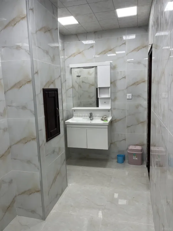 Kirayə verilir 3 otaqlı mənzil 120 m²