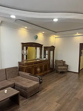 Kirayə verilir 3 otaqlı mənzil 120 m²