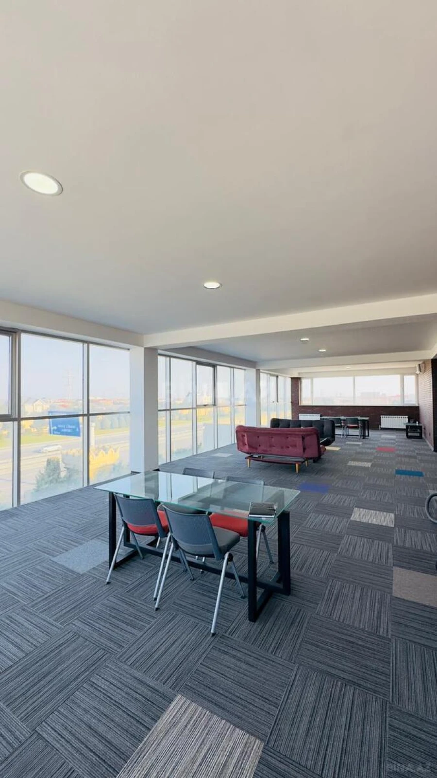 Satılır obyekt 2200 m²