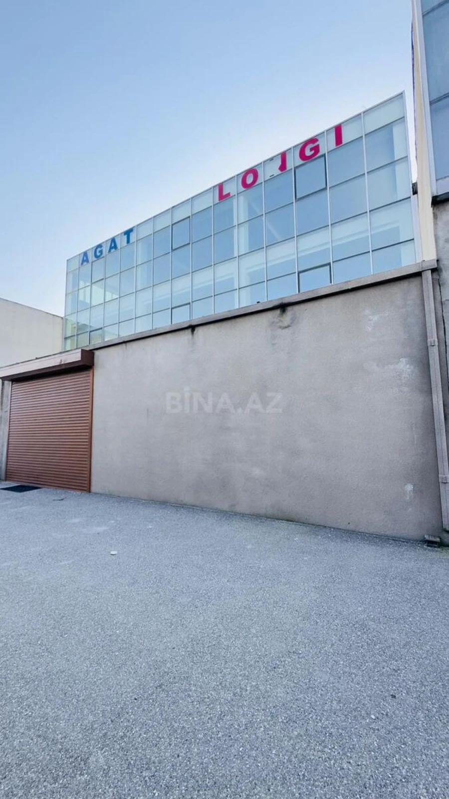 Satılır obyekt 2200 m²