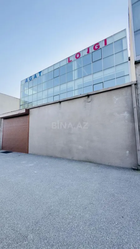 Satılır obyekt 2200 m²