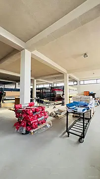 Satılır obyekt 2200 m²