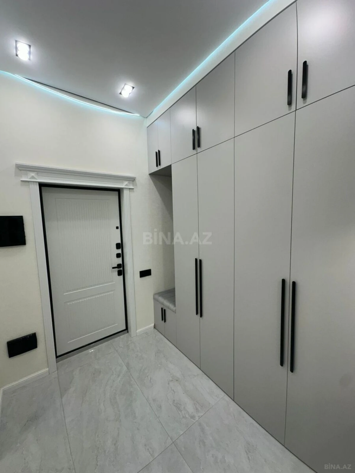 Satılır 3 otaqlı mənzil 62 m²