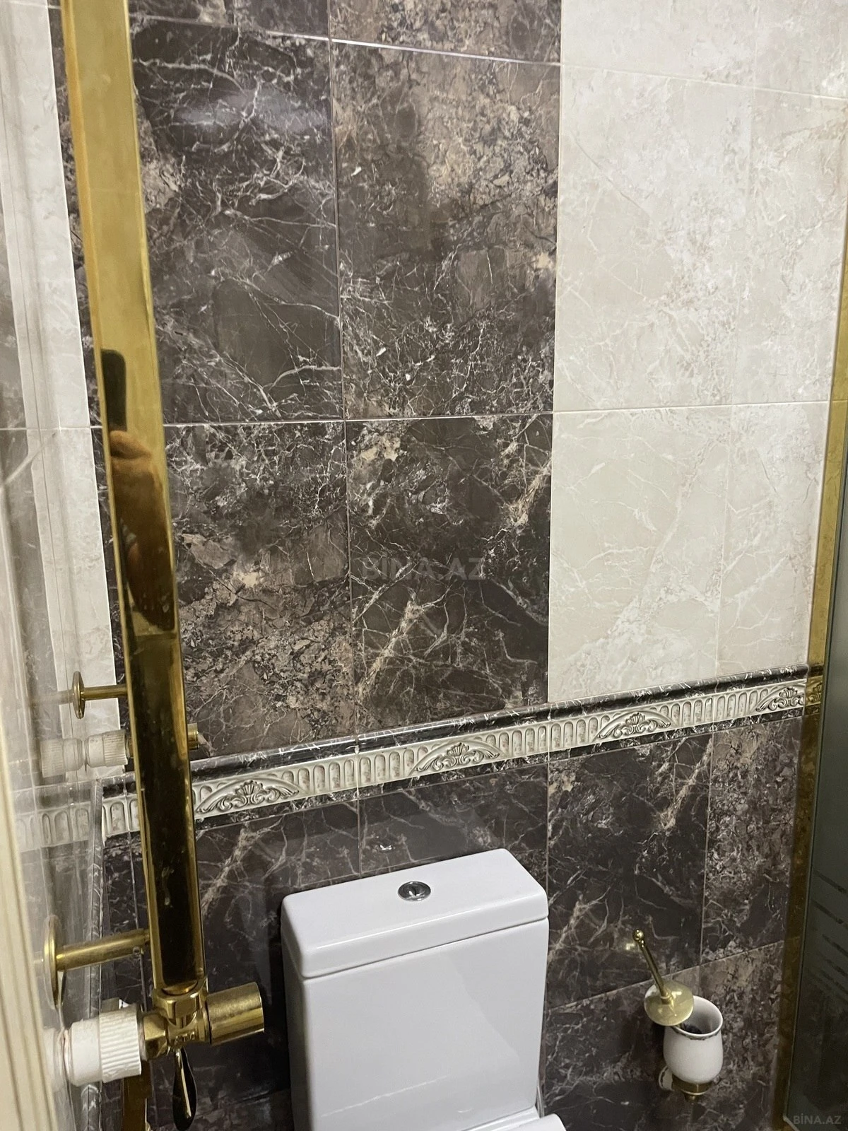 Kirayə verilir 4 otaqlı mənzil 170 m²