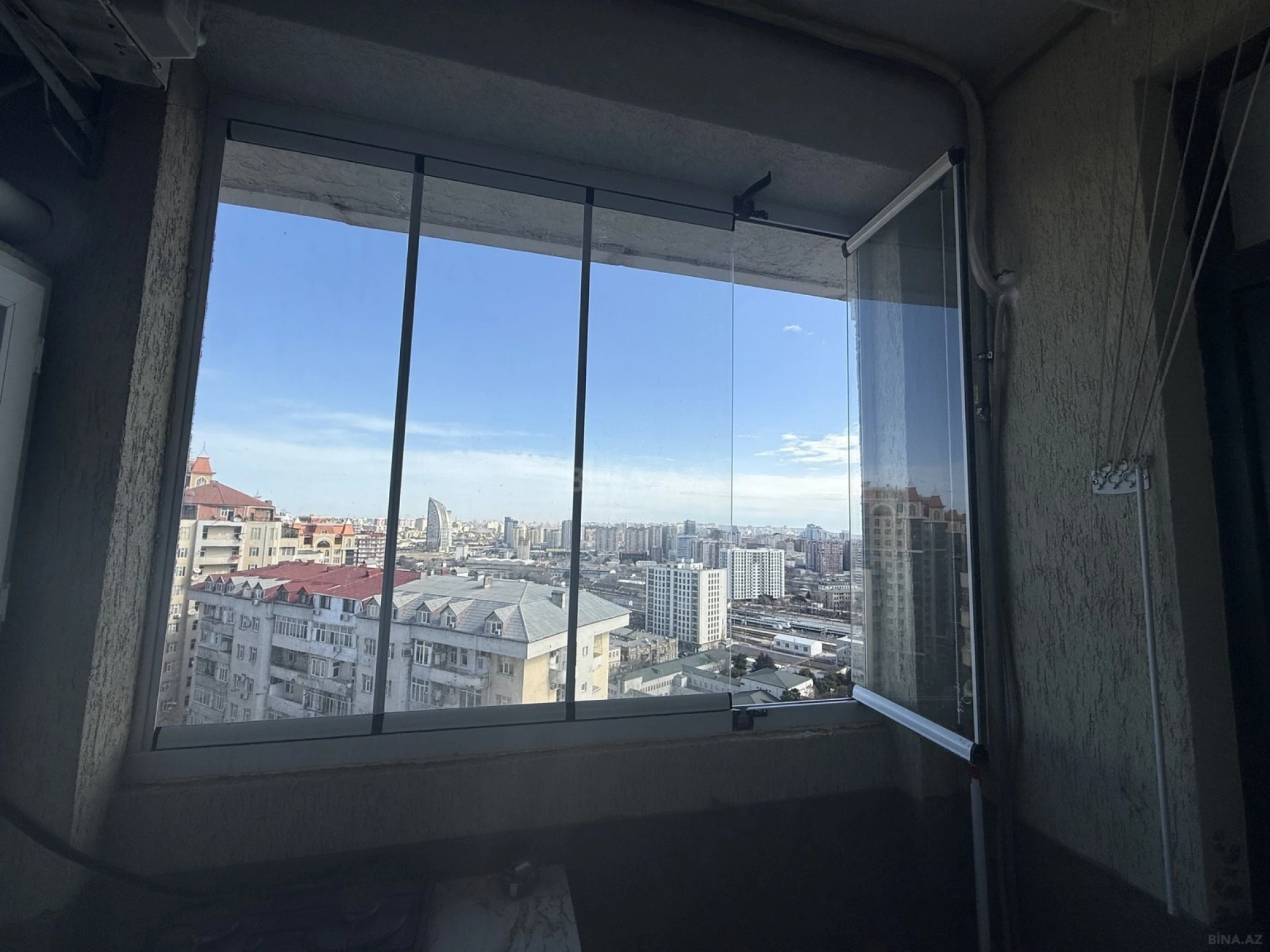 Satılır 2 otaqlı mənzil 52.6 m²