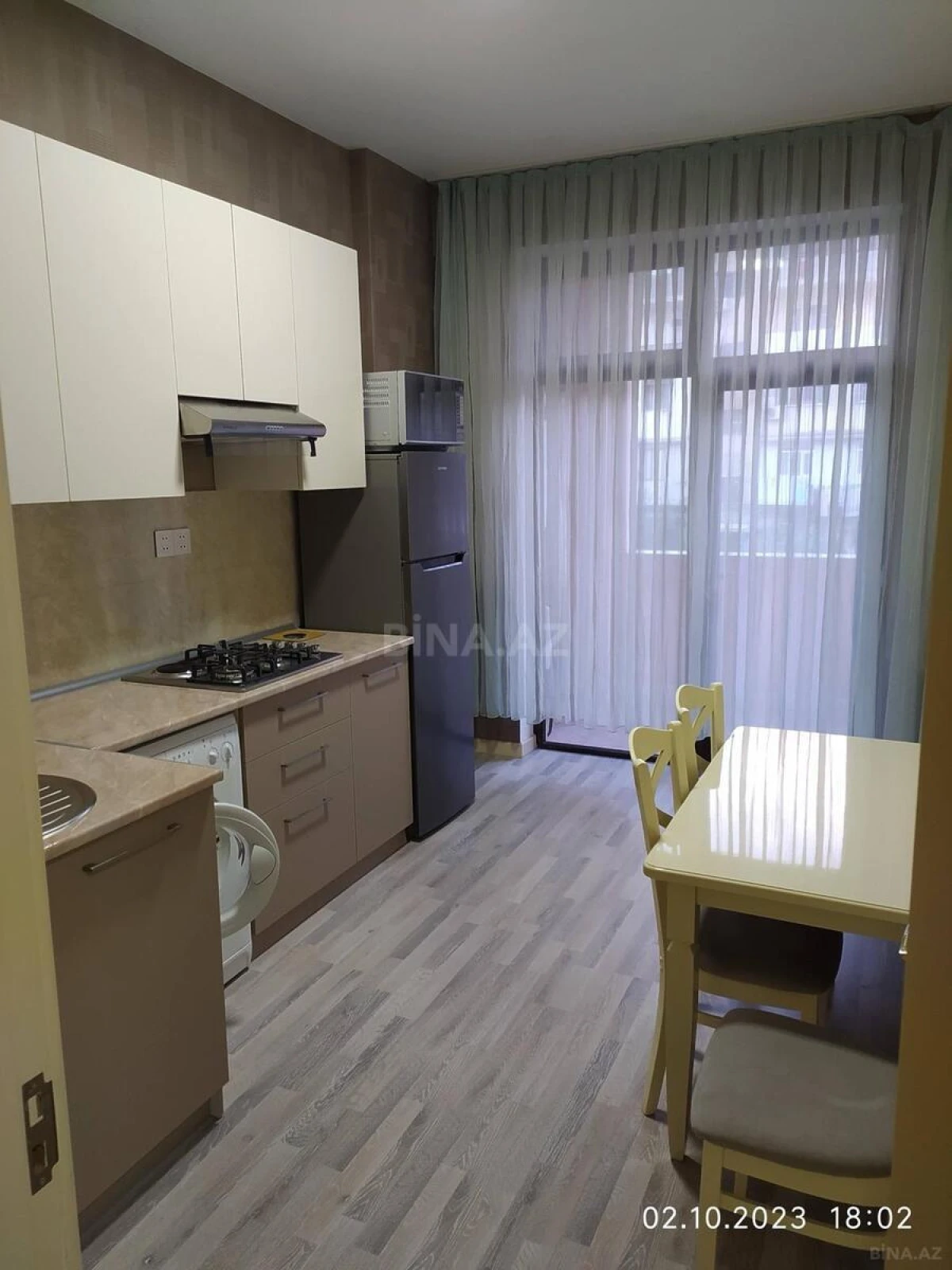Kirayə verilir 1 otaqlı mənzil 60 m²