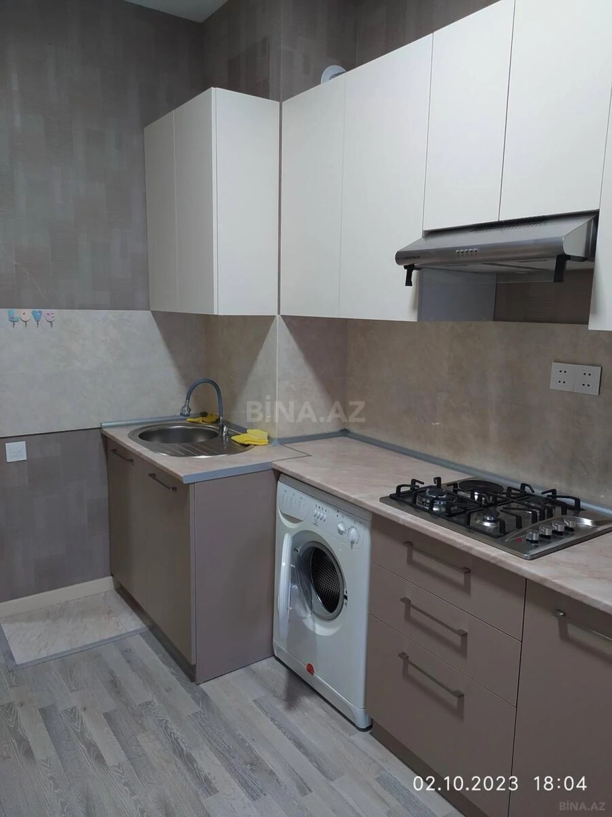 Kirayə verilir 1 otaqlı mənzil 60 m²