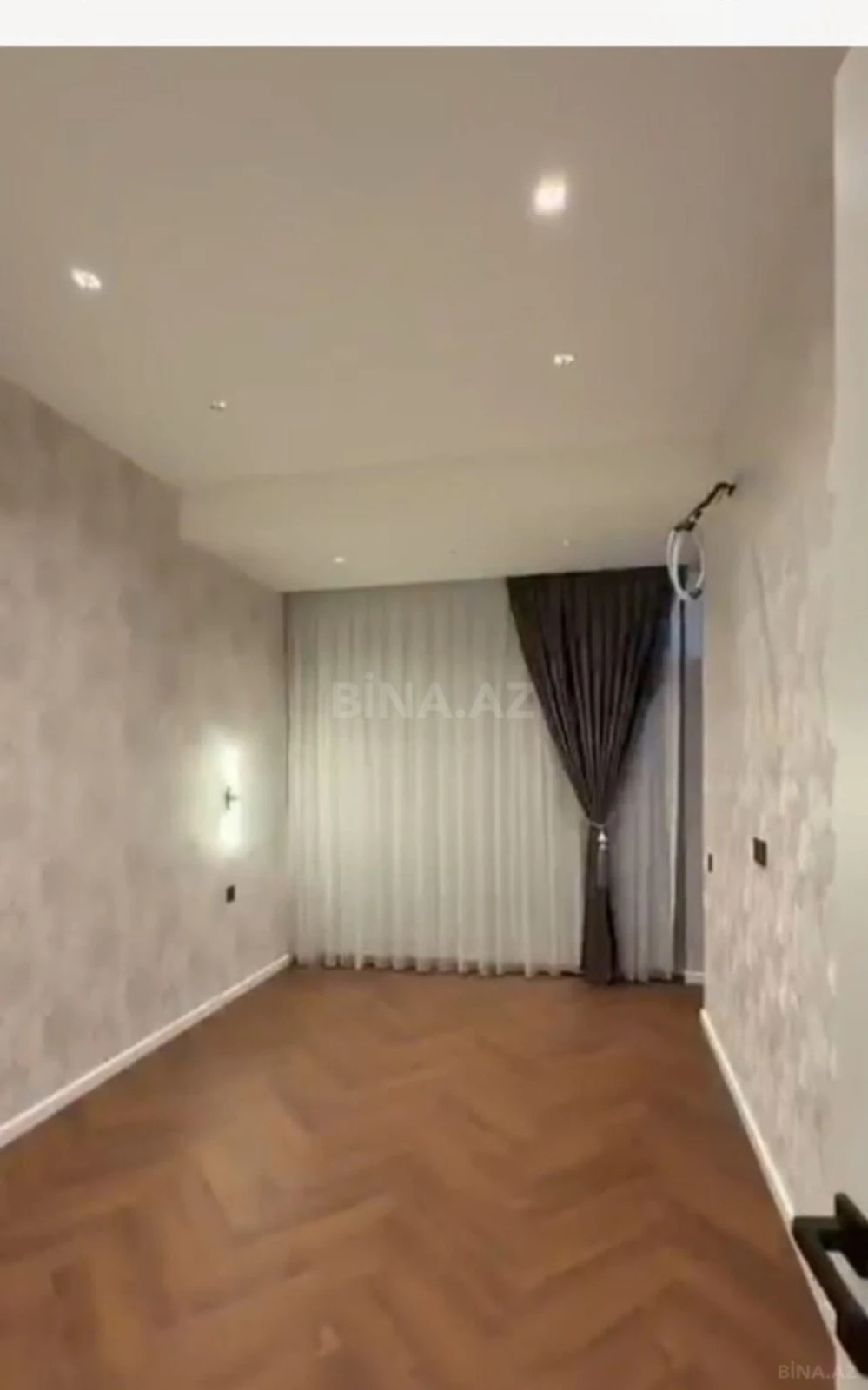 Satılır 3 otaqlı mənzil 100 m²