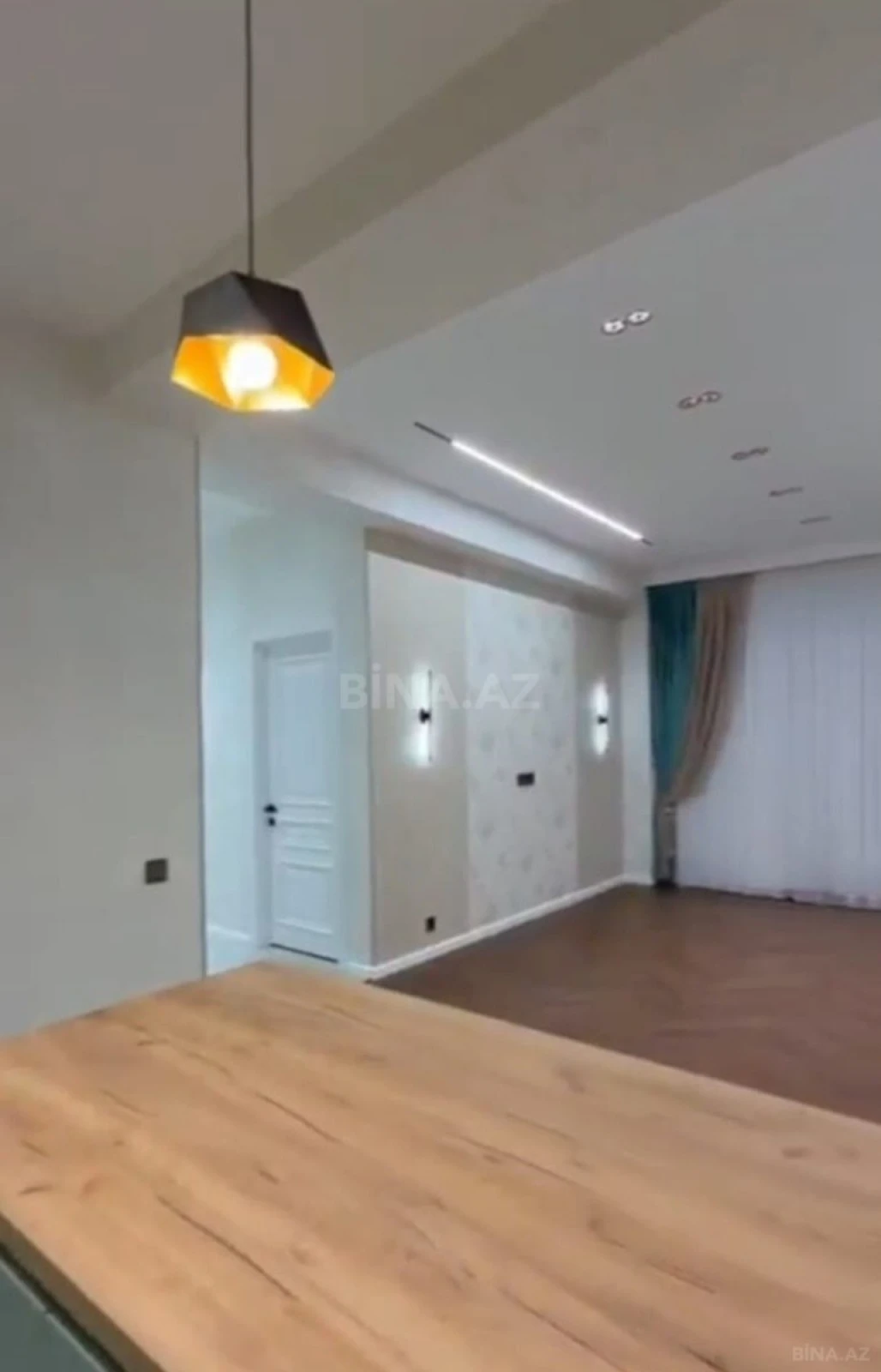 Satılır 3 otaqlı mənzil 100 m²
