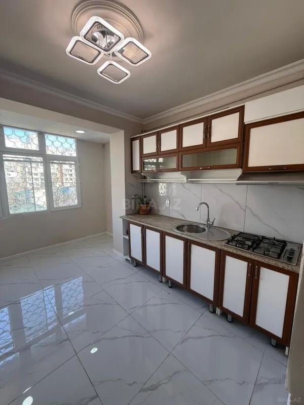 Satılır 3 otaqlı mənzil 85 m²
