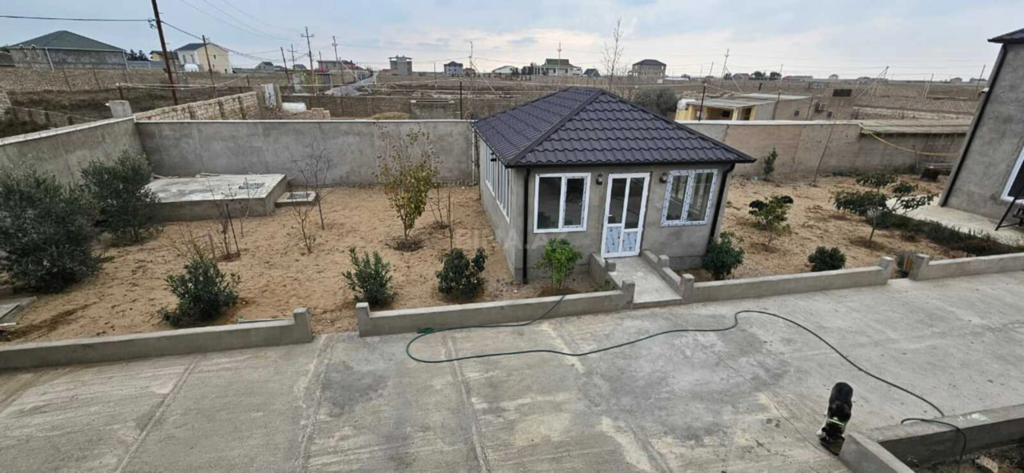 Satılır 6 otaqlı həyət evi 170 m²