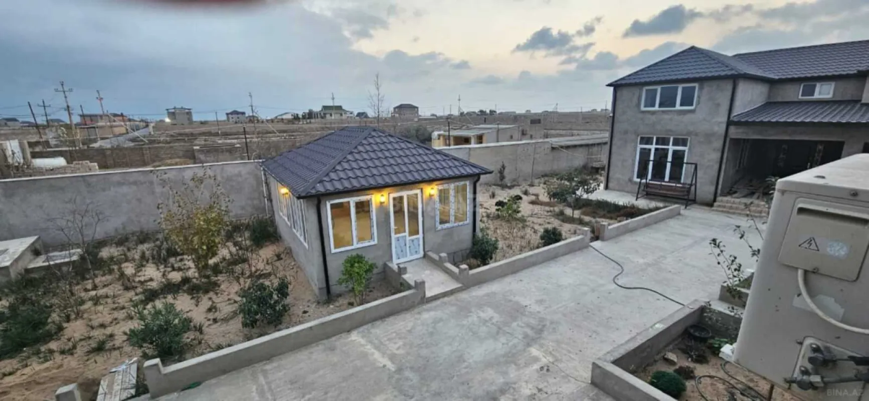 Satılır 6 otaqlı həyət evi 170 m²