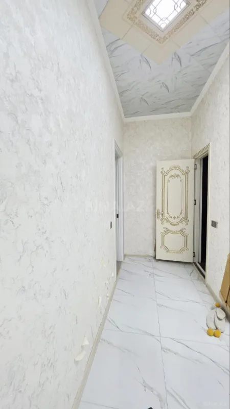Satılır 3 otaqlı mənzil 143 m²