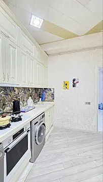 Satılır 3 otaqlı mənzil 143 m²