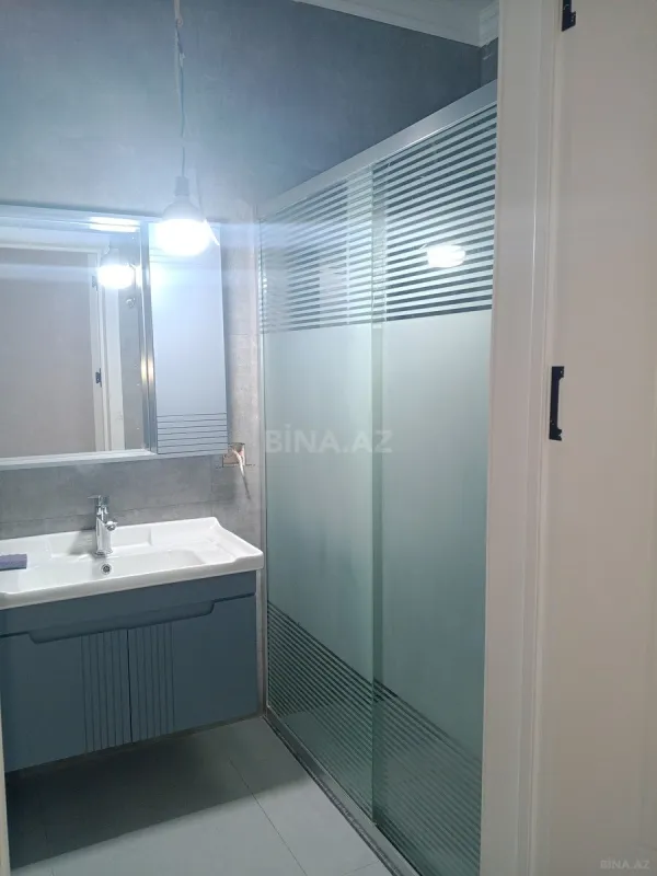 Satılır 2 otaqlı mənzil 65 m²
