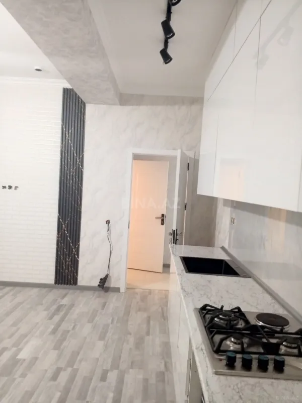 Satılır 2 otaqlı mənzil 65 m²