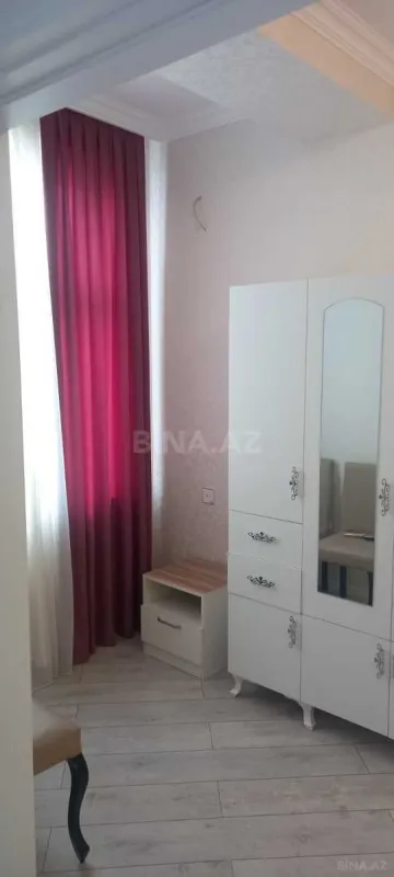 Kirayə verilir 2 otaqlı mənzil 50 m²