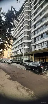 Satılır 2 otaqlı mənzil 67 m²