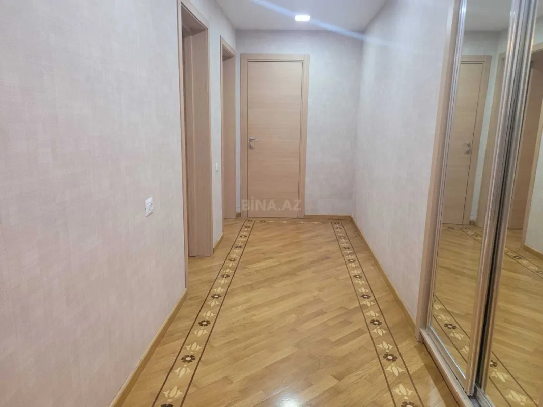 Kirayə verilir 3 otaqlı mənzil 120 m²