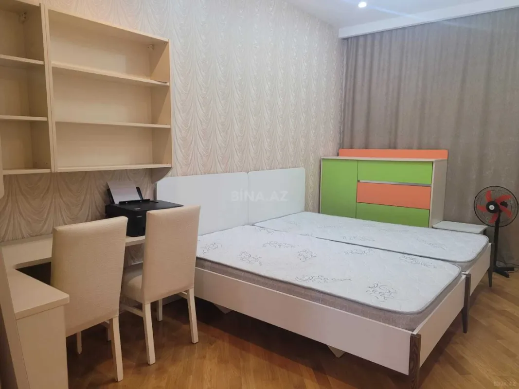 Kirayə verilir 3 otaqlı mənzil 120 m²