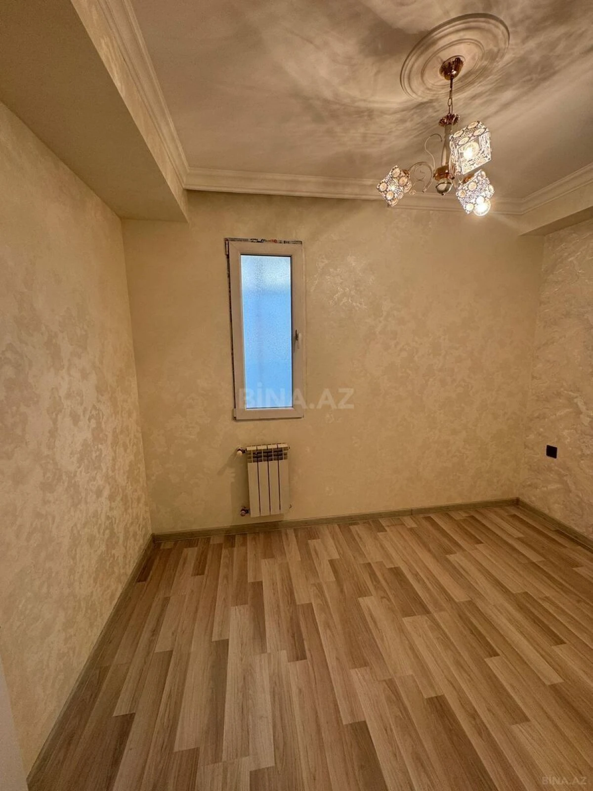 Satılır 2 otaqlı mənzil 42 m²