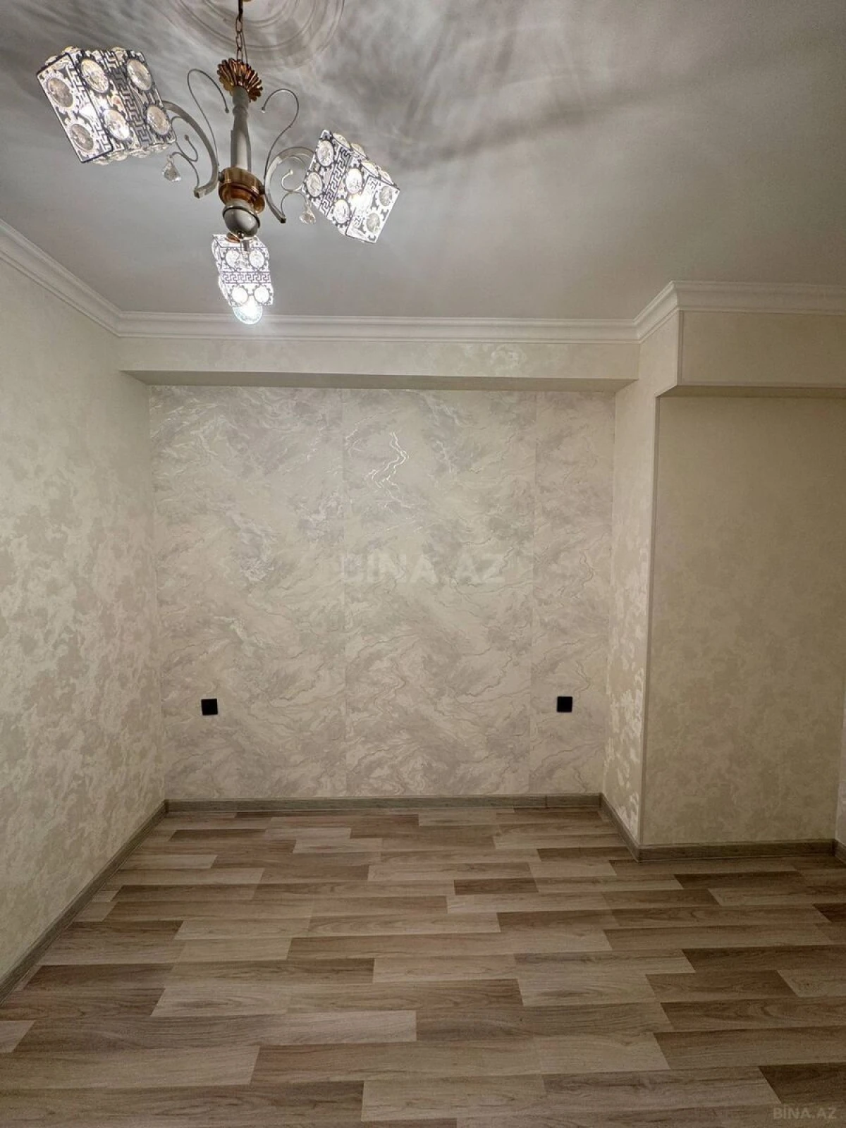 Satılır 2 otaqlı mənzil 42 m²