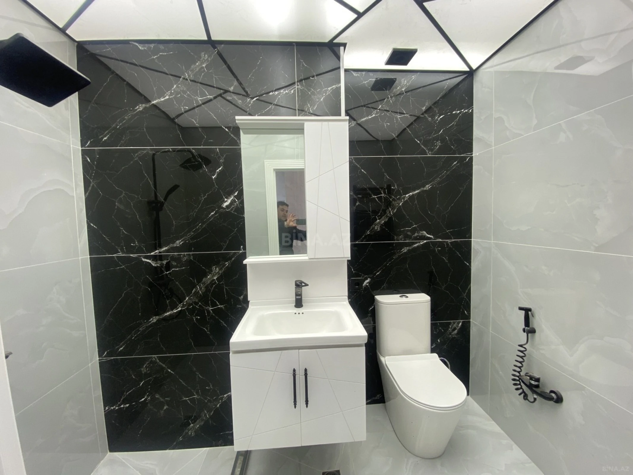 Satılır 3 otaqlı mənzil 90 m²