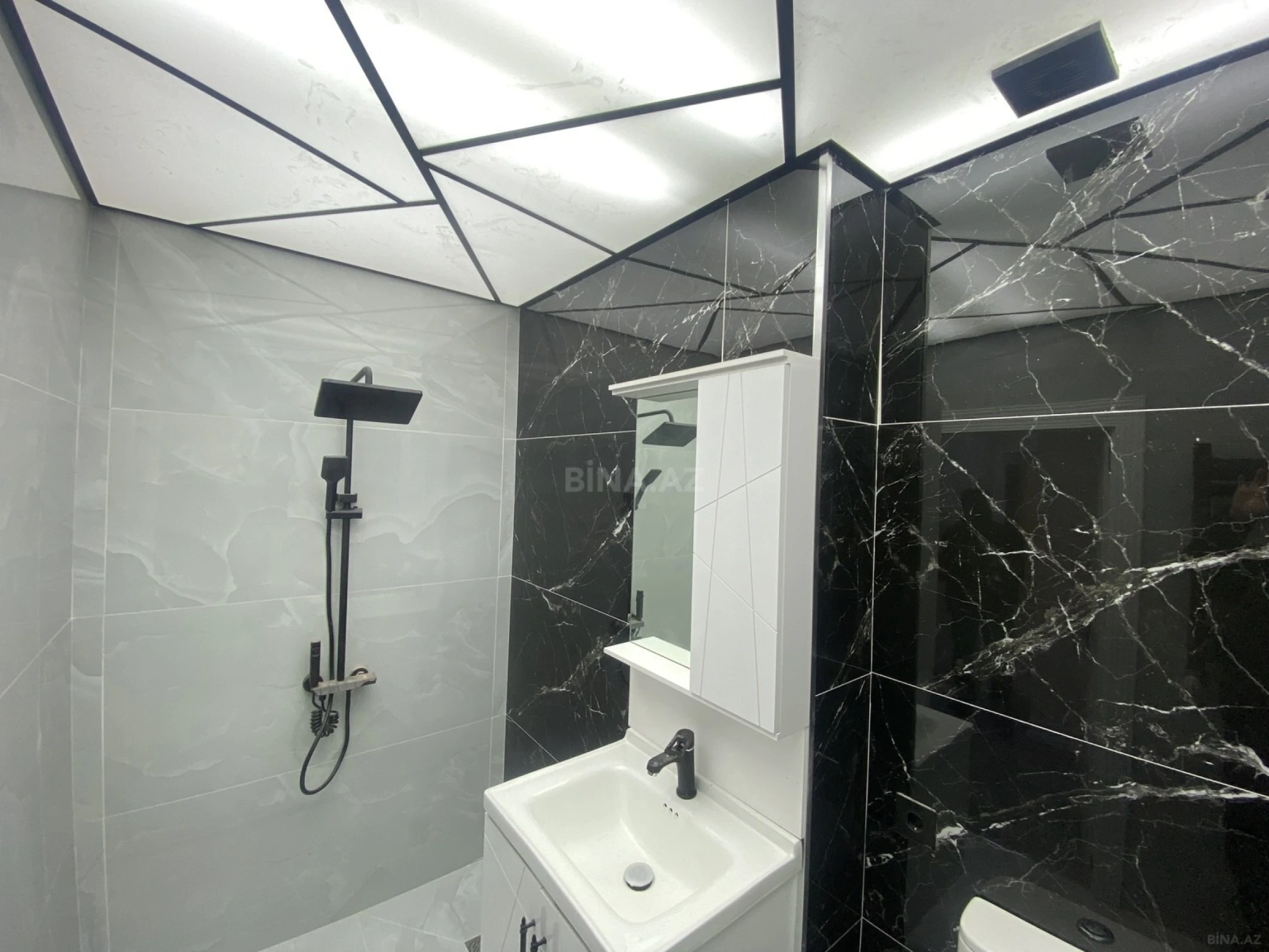 Satılır 3 otaqlı mənzil 90 m²