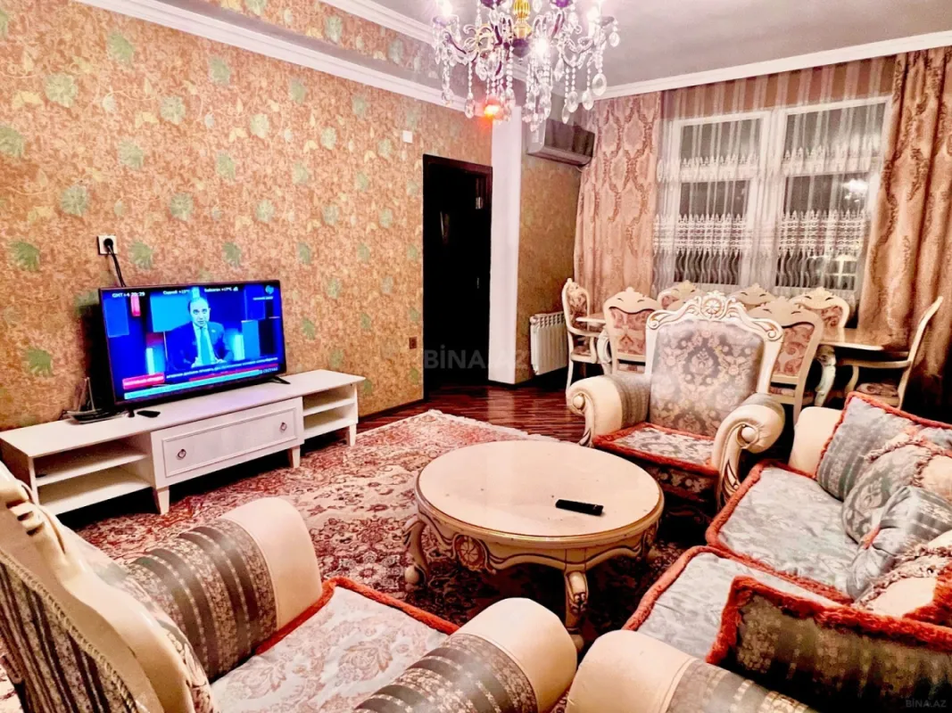 Kirayə verilir 2 otaqlı mənzil 75 m²