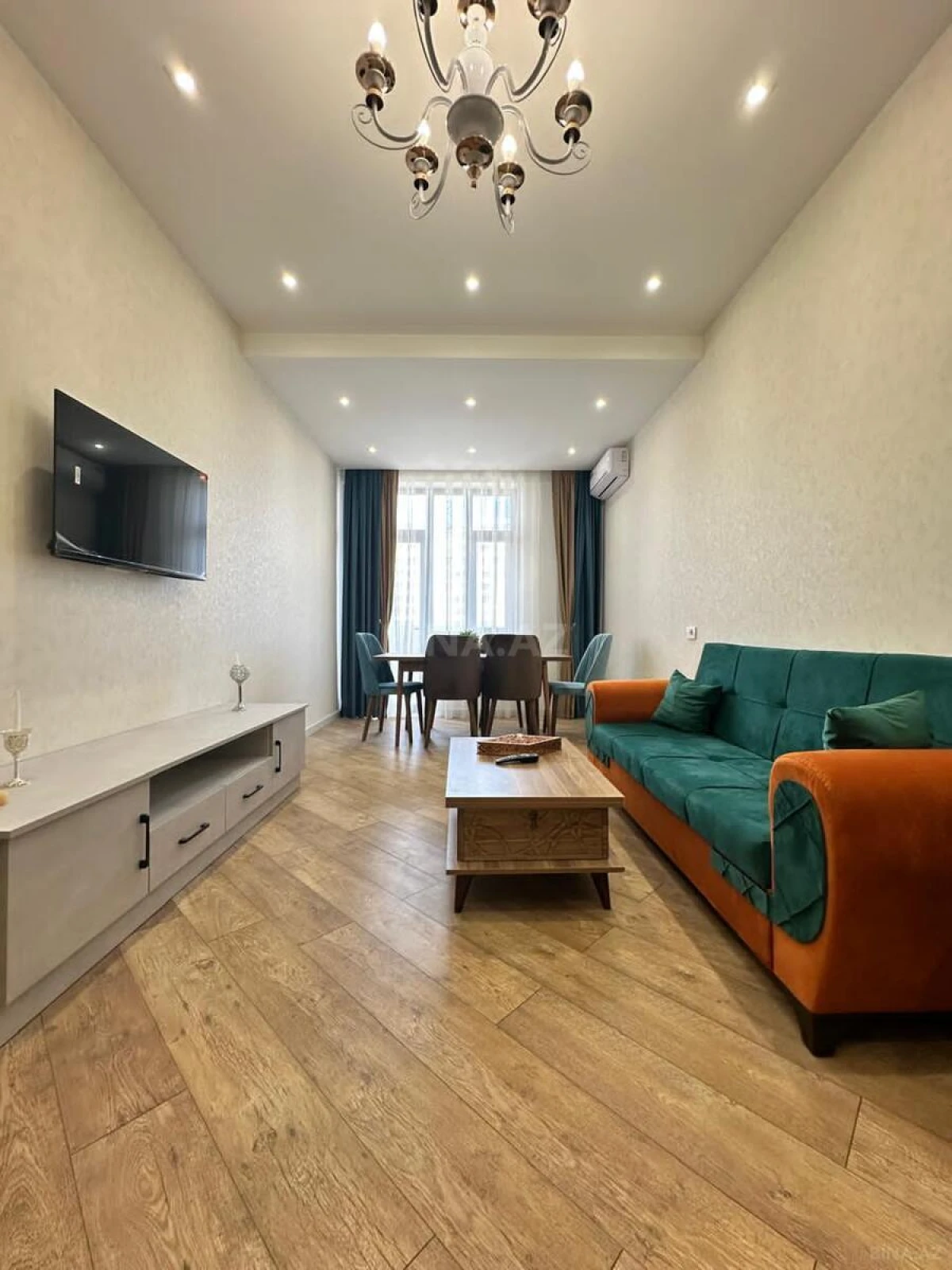 Kirayə verilir 2 otaqlı mənzil 85 m²
