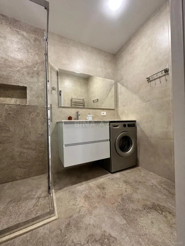 Kirayə verilir 2 otaqlı mənzil 85 m²