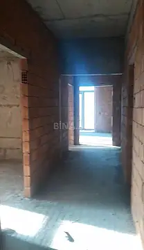 Satılır 3 otaqlı mənzil 121 m²