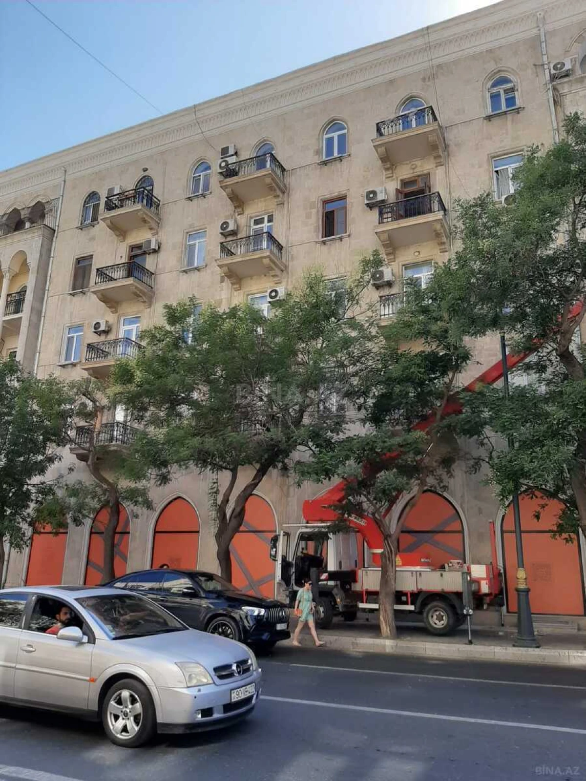 Satılır 3 otaqlı mənzil 89 m²