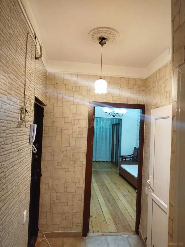 Satılır 1 otaqlı mənzil 45 m²