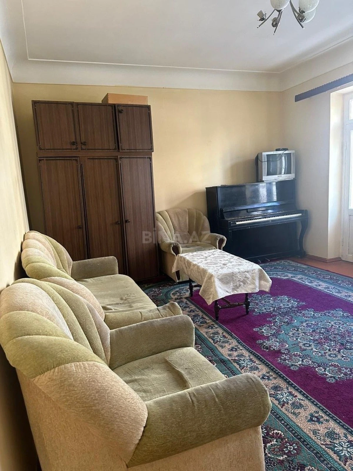 Kirayə verilir 2 otaqlı mənzil 50 m²