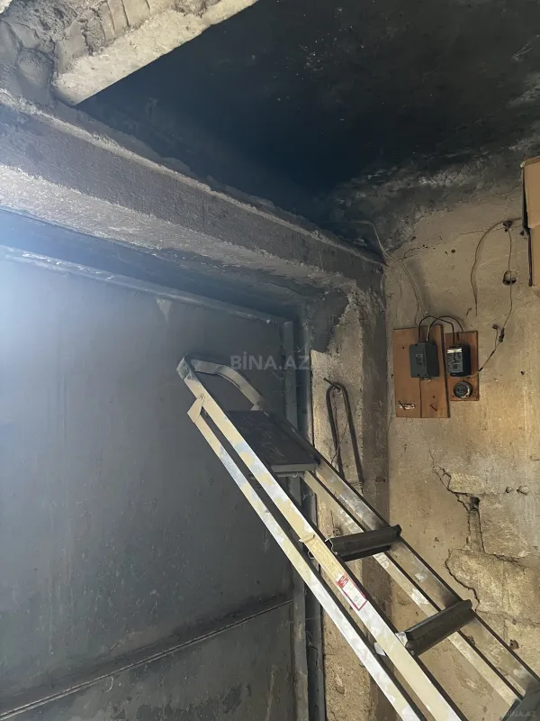 Satılır qaraj 18 m²