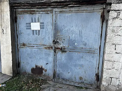 Satılır qaraj 18 m² — Bakı 18.00 m²