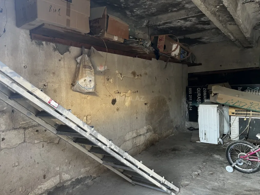 Satılır qaraj 18 m²