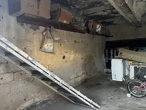 Satılır qaraj 18 m²