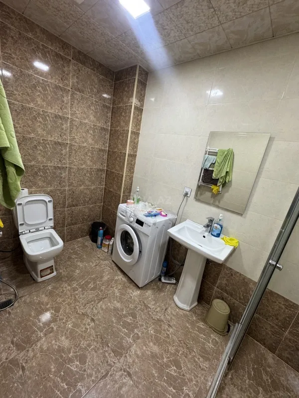 Kirayə verilir 2 otaqlı mənzil 65 m²